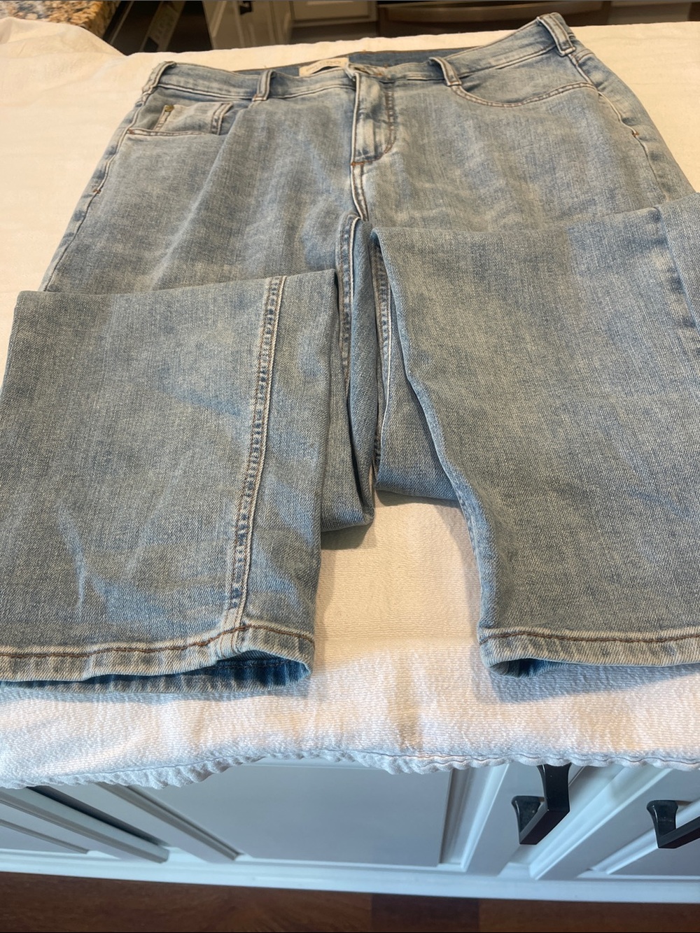 Pilcro Light Blue Women's Jeans